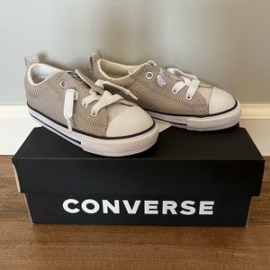 Converse toddler size 9